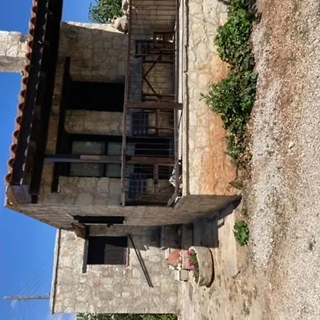 Kissos Katikas